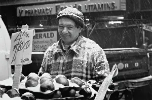 Huty29193 Prints: A sidewalk vendor in Midtown