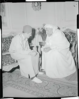 Mohamed V Prints: Sidi Ben Youssef Speaking with Laiyedi de Rhamna