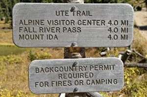 Images Dated 30th September 2011: Signposts at Poudre Lake, Trail Ridge Road, Rocky Mountain National Park, Colorado, USA