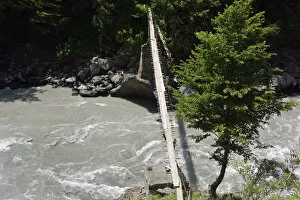 Images Dated 19th June 2014: Simple suspension bridge over the Enguri river, Svaneti or Svanetia, Caucasus Mountains, Georgia