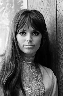 A0446740 Prints: Singer Merrilee Rush