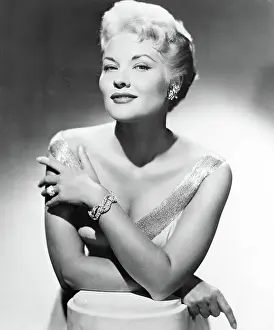 Singer Patti Page