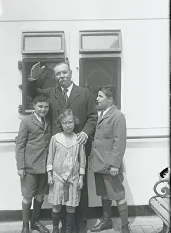 Teenage Boy Prints: Sir Arthur Conan Doyle Waving with His Children