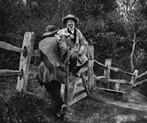 H Agr Pers Prints: Sitting On Fence