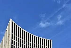 Skewed Skyscraper