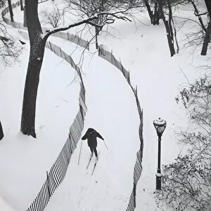Manhattan Gallery: Skier in Central Park, New York City