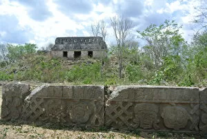 Images Dated 21st April 2016: Skull and Crossbones, Uxmal