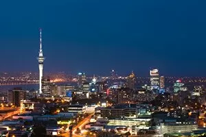 Images Dated 30th November 2012: Sky tower of Auckland