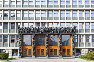 Sculpting Prints: Slovenian Parliament with the portal designed by Zdenko Kalin and Karel Putrih