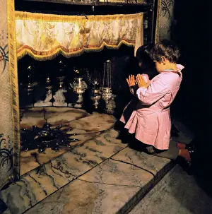 Bethlehem Prints: Small Children Kneeling and Praying at Christ's Manger Site