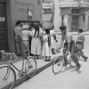 Guatemala Prints: Small Crowd Looking at Photos of Murder Victims