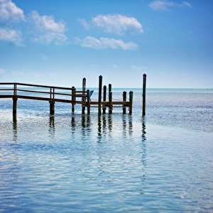 Images Dated 22nd May 2016: Small pier florida keys