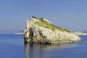Images Dated 25th July 2011: Small rocky island, Kornati islands, Adriatic Sea, Dalmatia region, Croatia, Europe