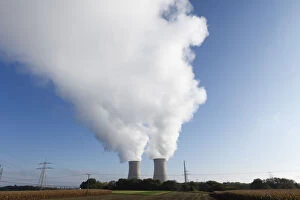 Images Dated 14th October 2011: Smoke erupting from cooling towers of a nuclear power plant, Grafenrheinfeld, Schweinfurt
