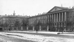 Feature Europe T Prints: Smolny Institute
