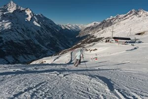 Images Dated 26th February 2012: Snow ski track at Riffelberg, Zermatt