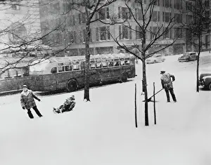 Huty30058 Prints: Snowstorm Of 1948, New York