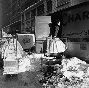 Huty28223 Prints: Snowstorms Halt New York City