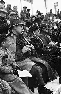 Swiss Prints: Snowy Spectators