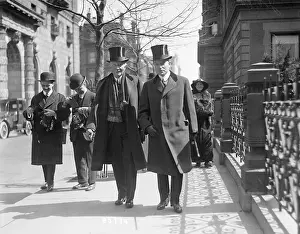 5th Avenue Prints: Society On Fifth Avenue On Palm Sunday