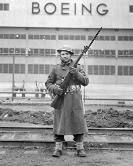 Seattle Prints: Soldier Guards Boeing