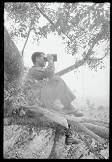 Bong Son Prints: Soldier Looking Through Binoculars