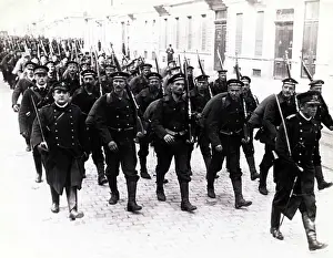 Brussels Prints: Soldiers Entering Brussels