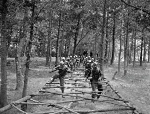 Class Prints: Soldiers Go Thru High-Stepping Course