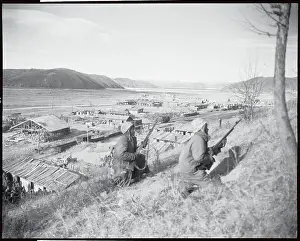 Korea Prints: Soldiers Looking for Snipers