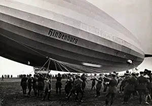 Frankfurt Prints: Soldiers Pulling Strings of Hindenburg