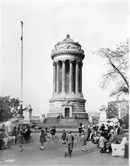 Honor Prints: The Soldiers and Sailors Monument In New York City