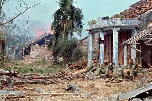 Quang Tri Prints: Soldiers Sitting in Front of a Damaged House