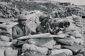 Soldiers Spotting Target Sites