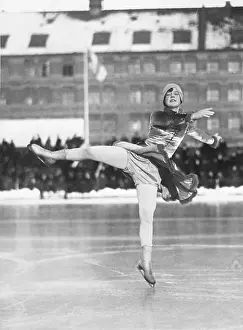 Sonja Henie, Norwegian Skater In Action
