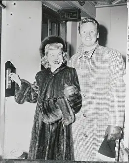 Sonja Henie with Van Johnson