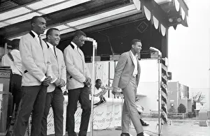 Marvin Gaye Prints: Soul Singer With The Spinners In NY