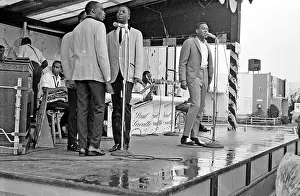 Marvin Gaye Prints: Soul Singer With The Spinners In NY