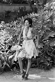 Perm Rod Set Prints: Soul Train Dancer