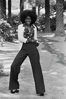 Huty31081 Prints: Soul Train Dancer