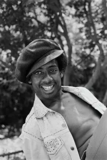 Huty31081 Prints: Soul Train Dancer