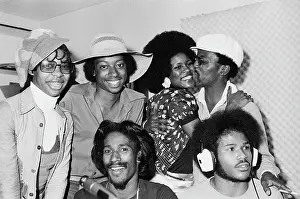 Huty31426 Prints: Soul Train Dancers