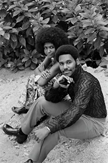 Huty31081 Prints: Soul Train Dancers