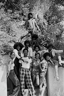 Huty31081 Prints: Soul Train Dancers