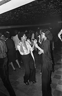 Huty31427 Prints: Soul Train Dancers