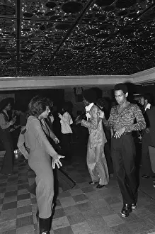 Huty31427 Prints: Soul Train Dancers