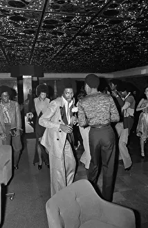 Huty31427 Prints: Soul Train Dancers