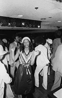 Huty31427 Prints: Soul Train Dancers