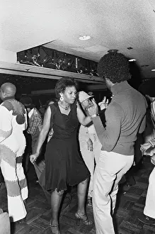 Huty31427 Prints: Soul Train Dancers