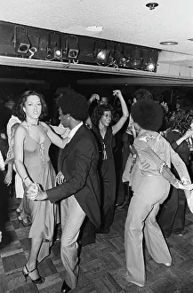 Huty31427 Prints: Soul Train Dancers