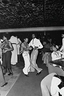 Soul Train Dancers (Right On! Magazine)